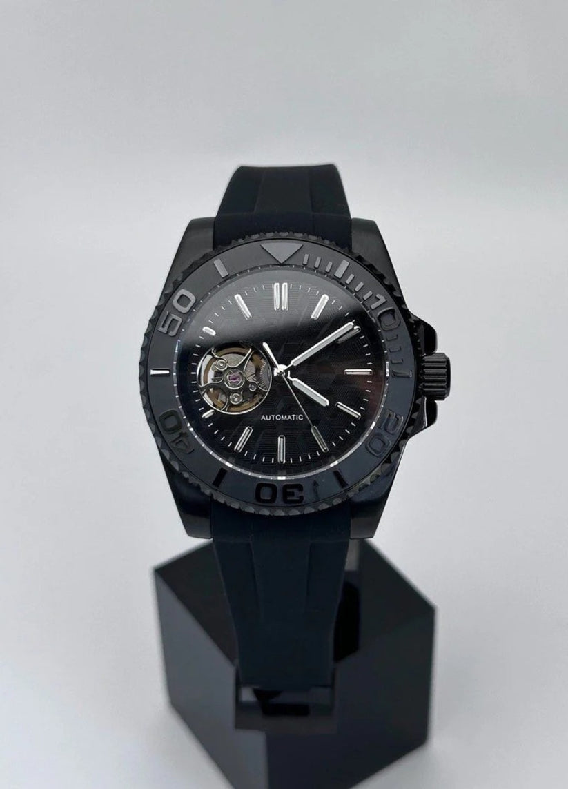 SEIKMARINER OPEN HEART BLACK