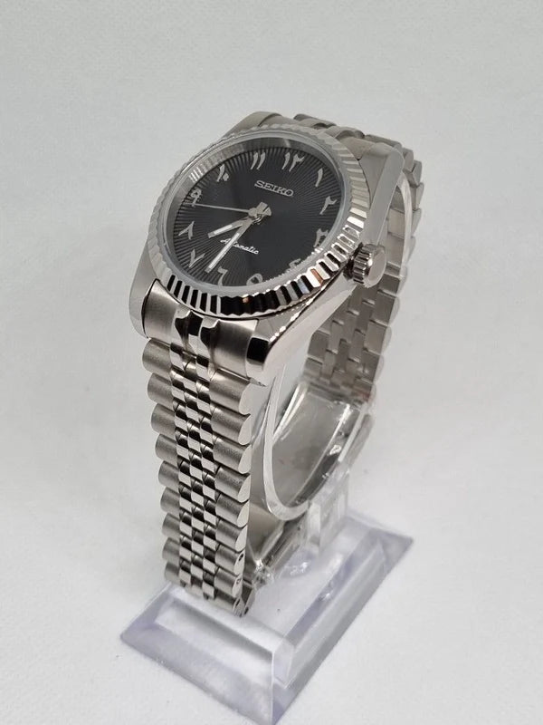 DATEIKO ARABIC TEXTURED BLACK