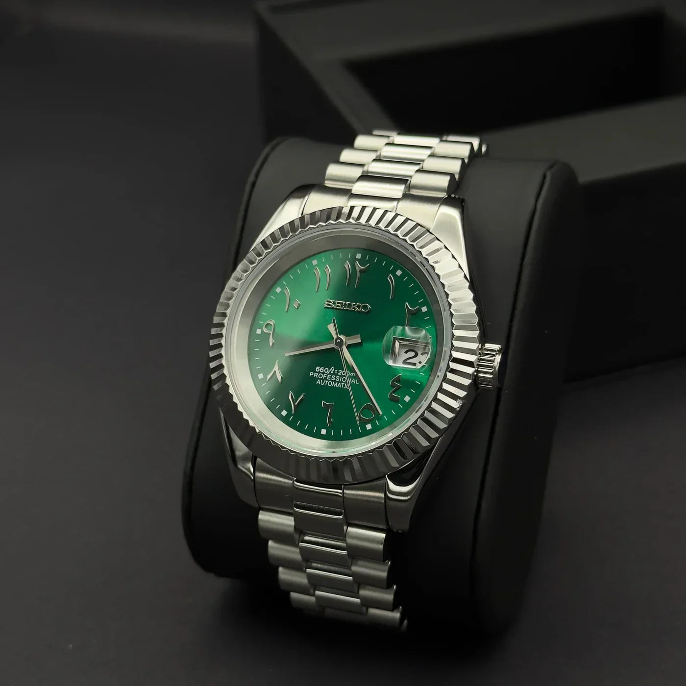SEIKJUST ARABIC GREEN DIAL